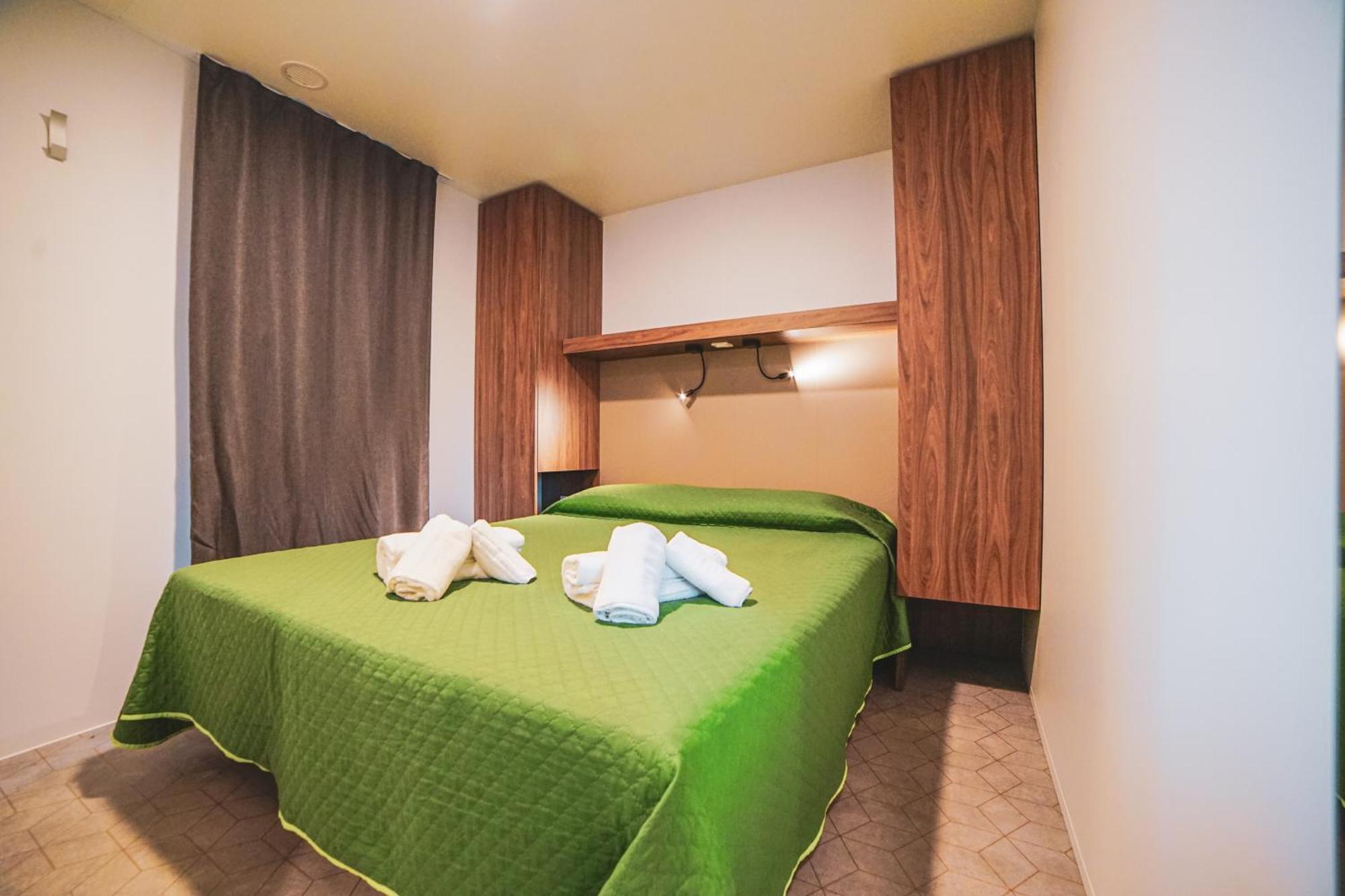 Hotel Park E Mobil Home Sottomarina Exterior foto